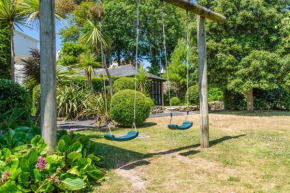 Classroom Flat Suite in a converted school in Fowey town centre